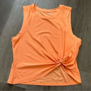 Beyond Yoga Twist-Front Muscle Tank Size Small Women’s Peach